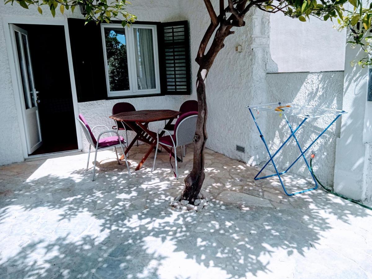 פודגורה Harbour-Side Apartment With Beautiful Terrace מראה חיצוני תמונה